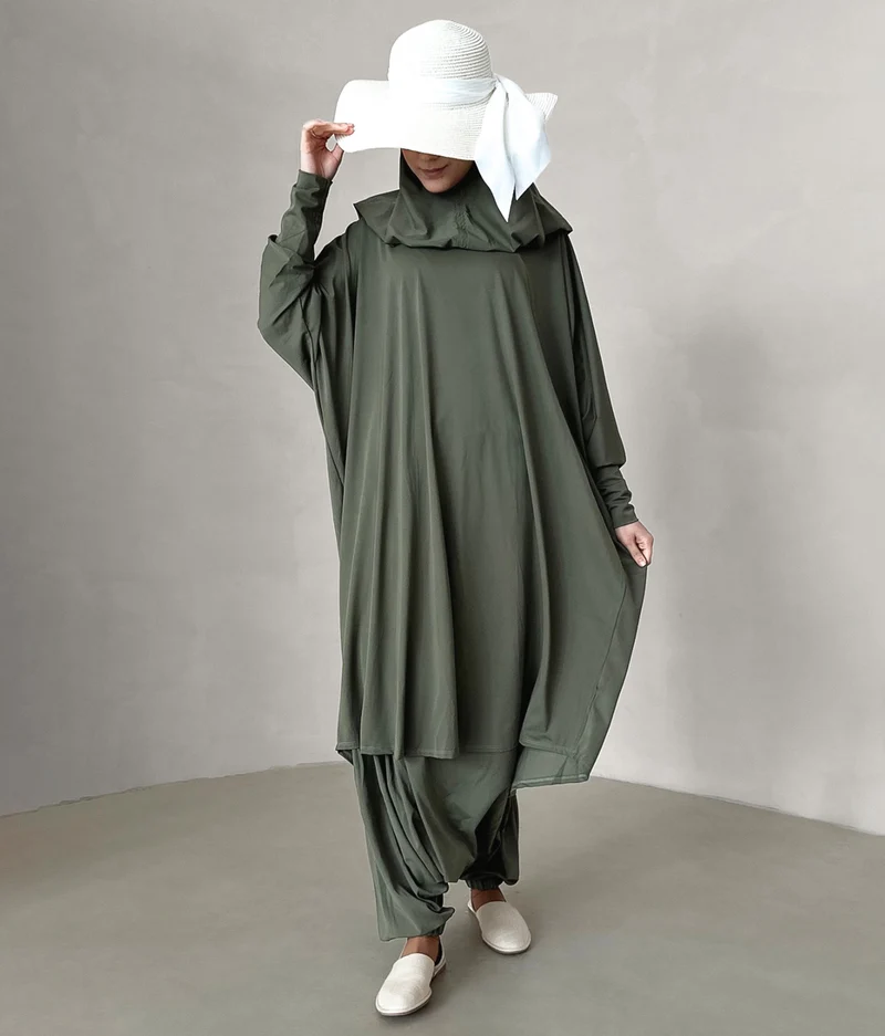3-lagiger Burkini in Übergröße – Blatt