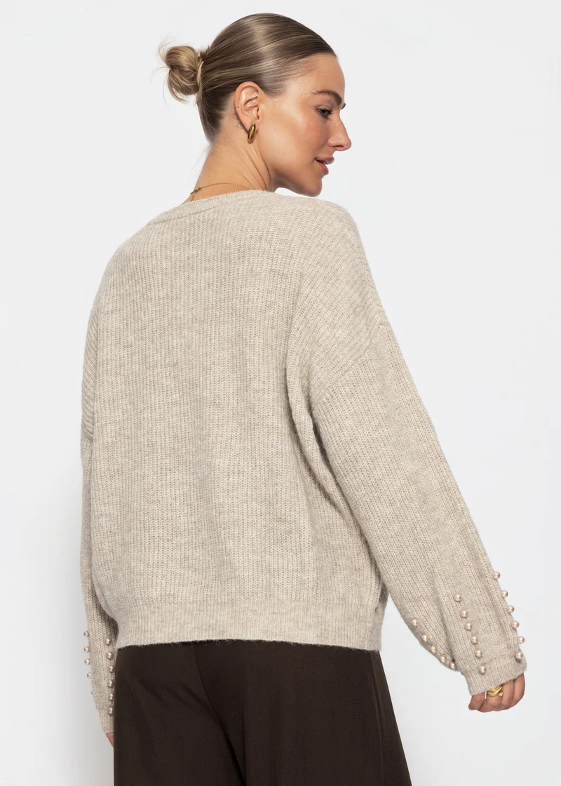 Pullover mit Perlendetails - beige