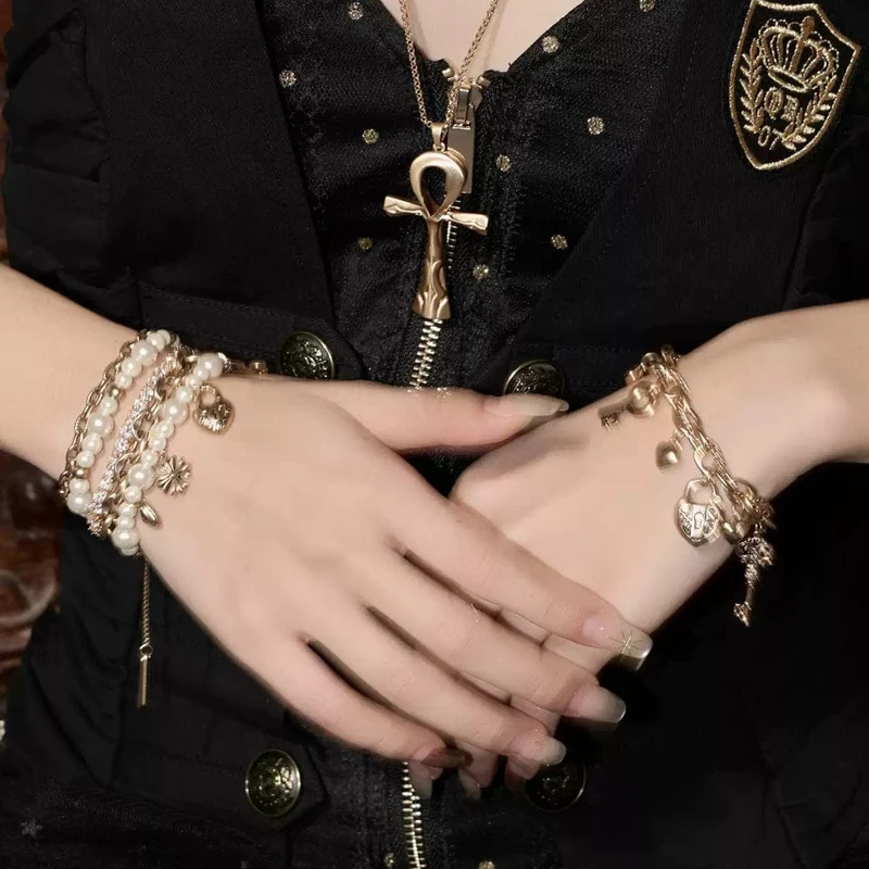 Damen-Armband im Grunge-Stil mit mehreren Lagen aus Diamanten und Perlen