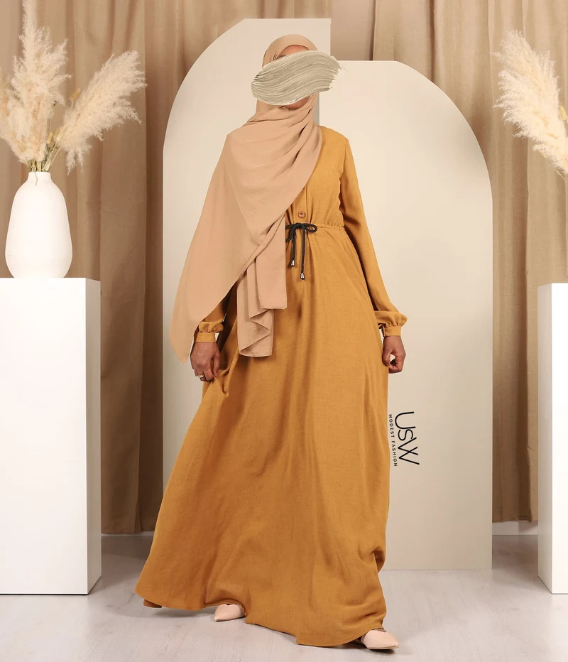 Abaya Maleekah Yaraa – Kupferkamel