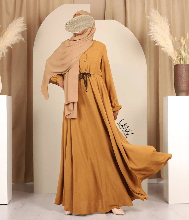 Abaya Maleekah Yaraa – Kupferkamel