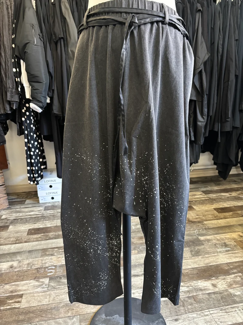 Studio b3 Hose Madro