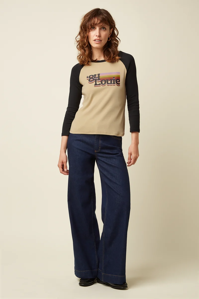 Raglan Tee Logo