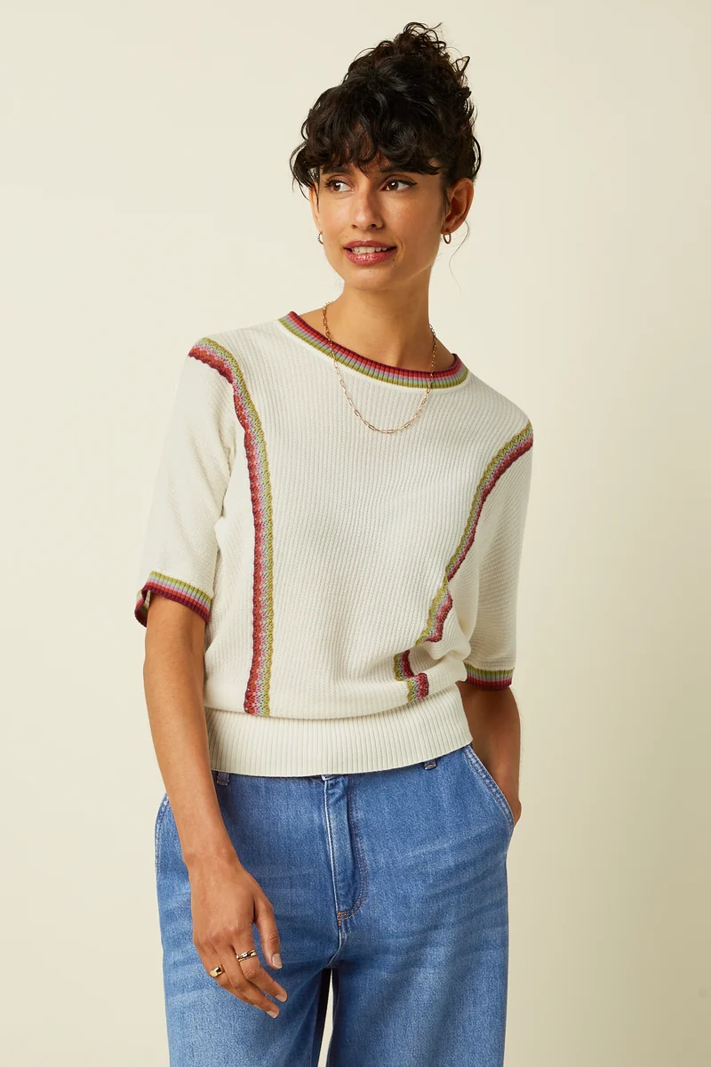 Daria Top Emel