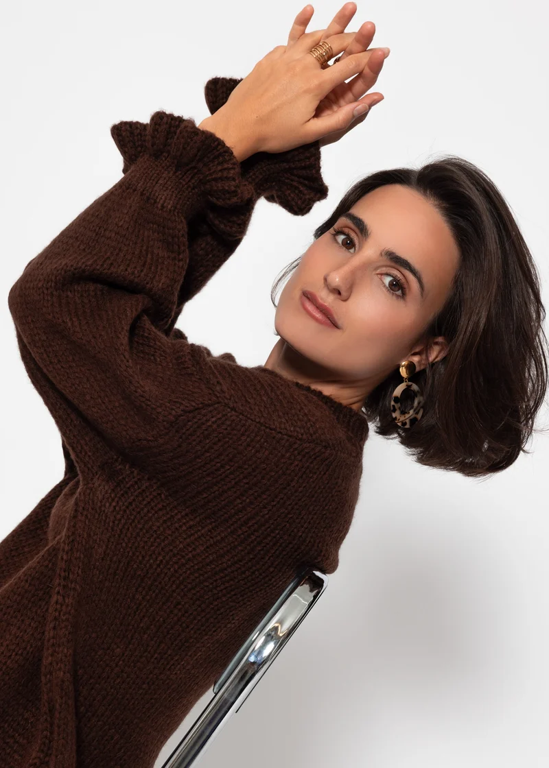 Strickpullover mit Rüschenärmeln - braun