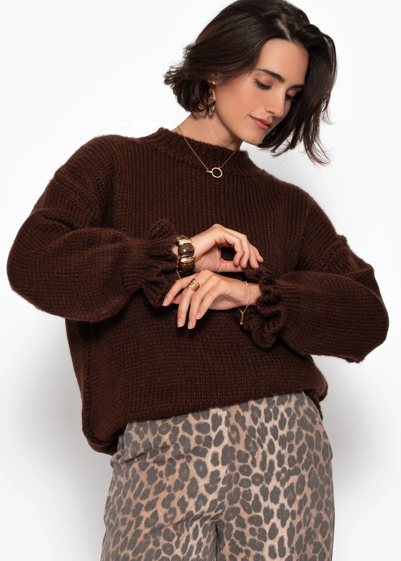 Strickpullover mit Rüschenärmeln - braun