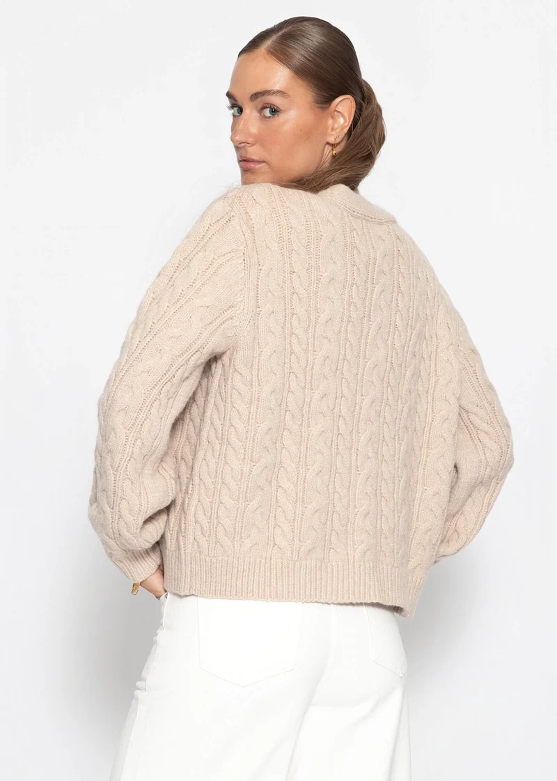 Strickjacke mit Zopfmuster - greige