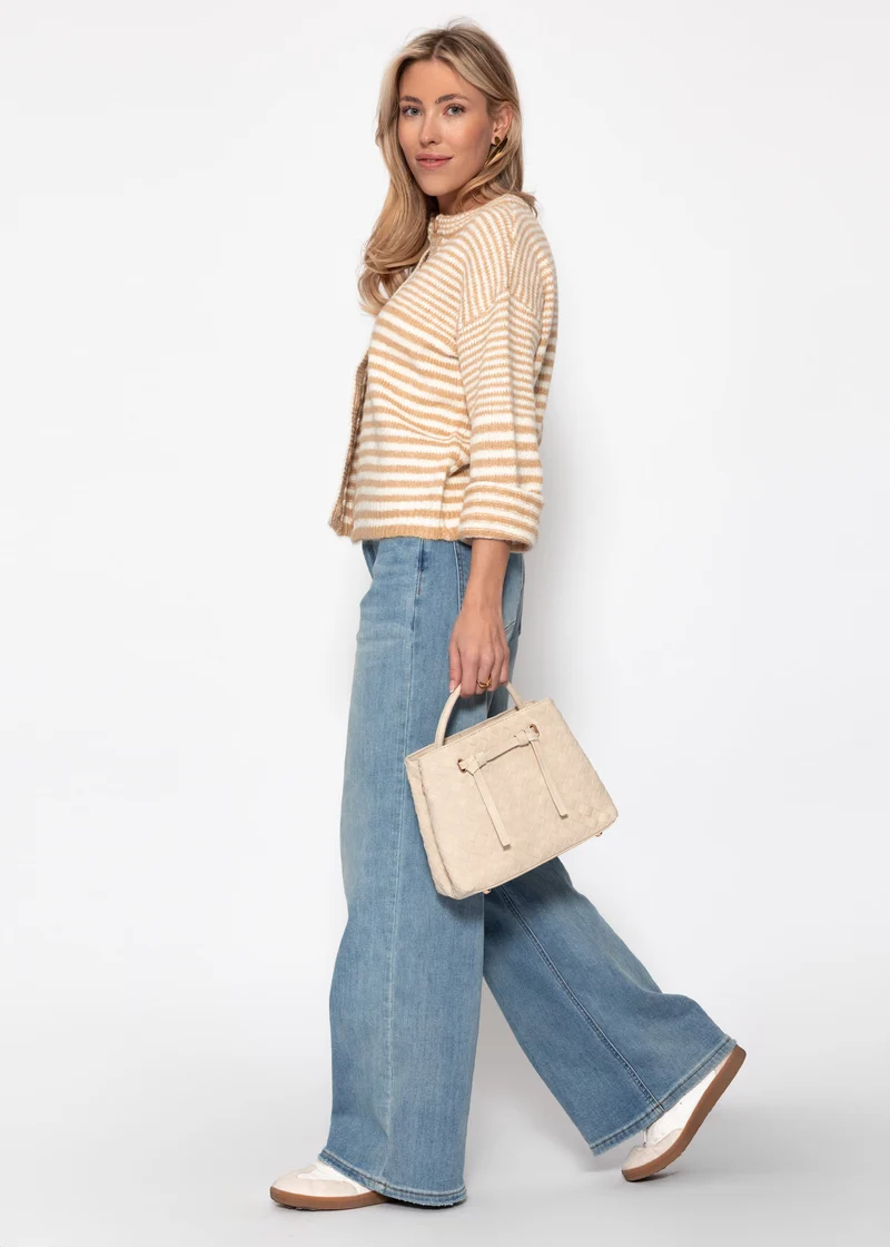 Strickjacke mit grafischem Streifenbild - beige