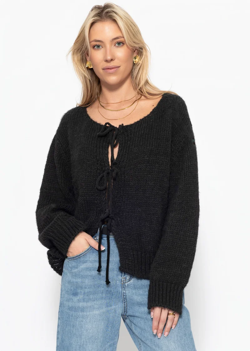 Strickjacke mit Schleifenverschluss - schwarz