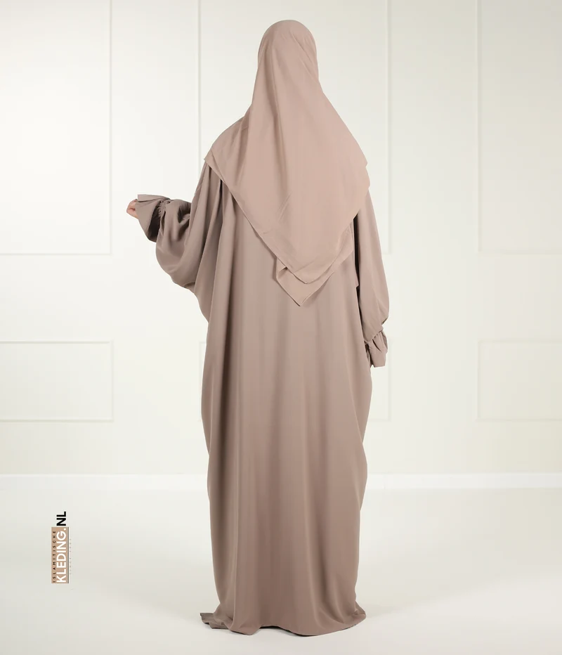 Öffnen Sie die Tulpenhülle von Farasha Medini