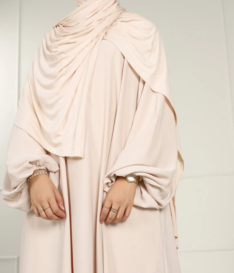 Bernsteinfarbenes Kleid