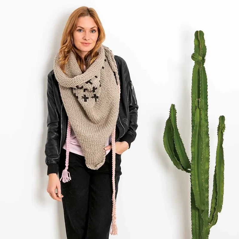 Essentials Mega Wool Chunky
