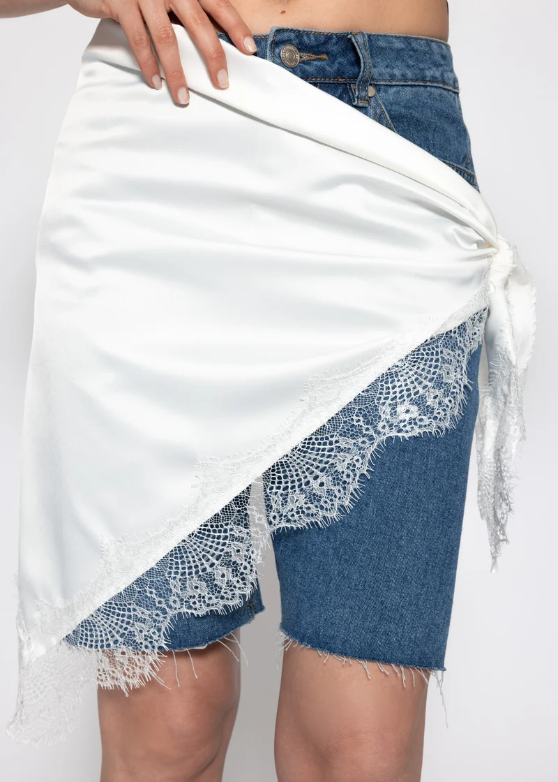 Dreieckstuch mit Spitzenborte - offwhite