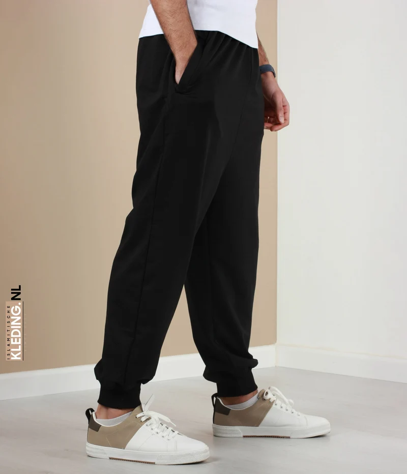 Übergroße Sporthose Herren