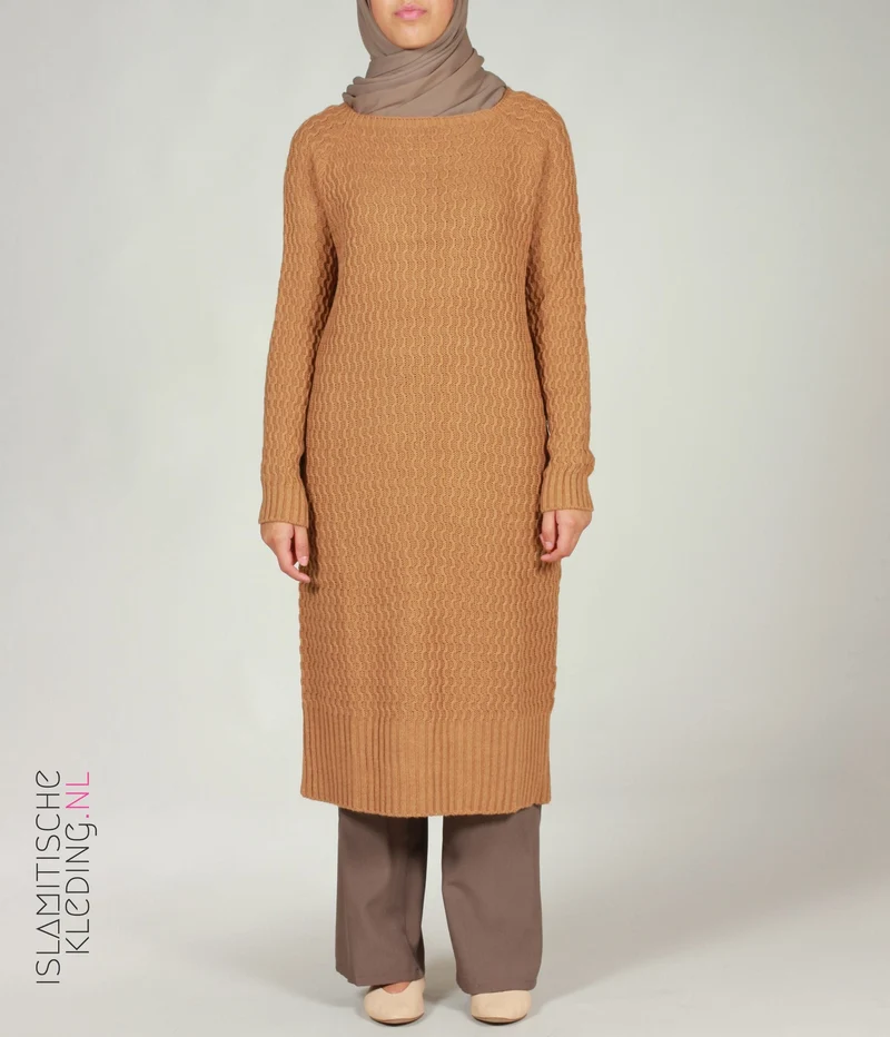 Langer Kabelpullover Tan