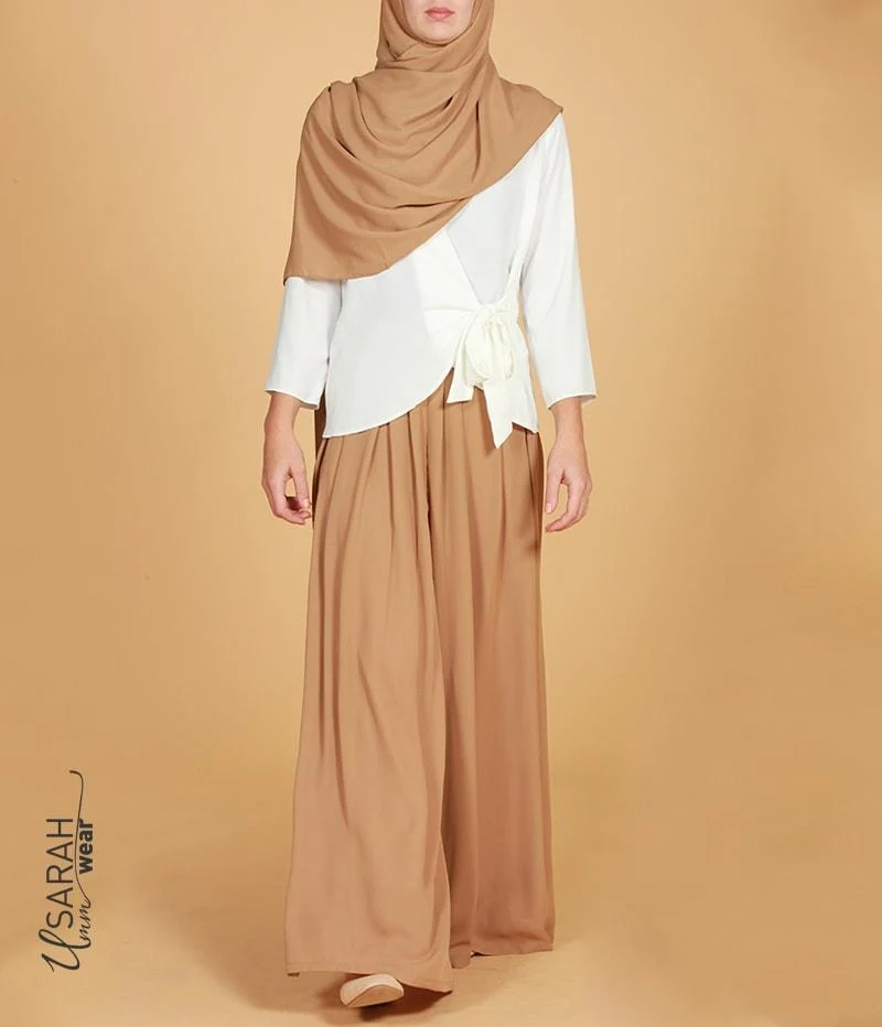 Maxihose Asala Nude