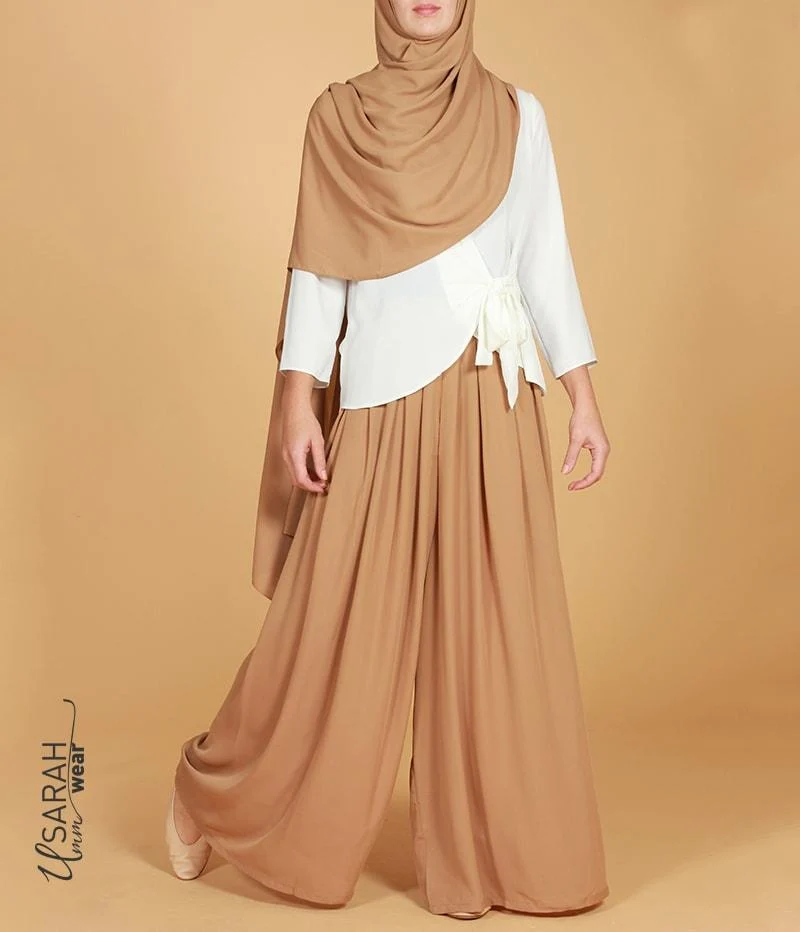 Maxihose Asala Nude
