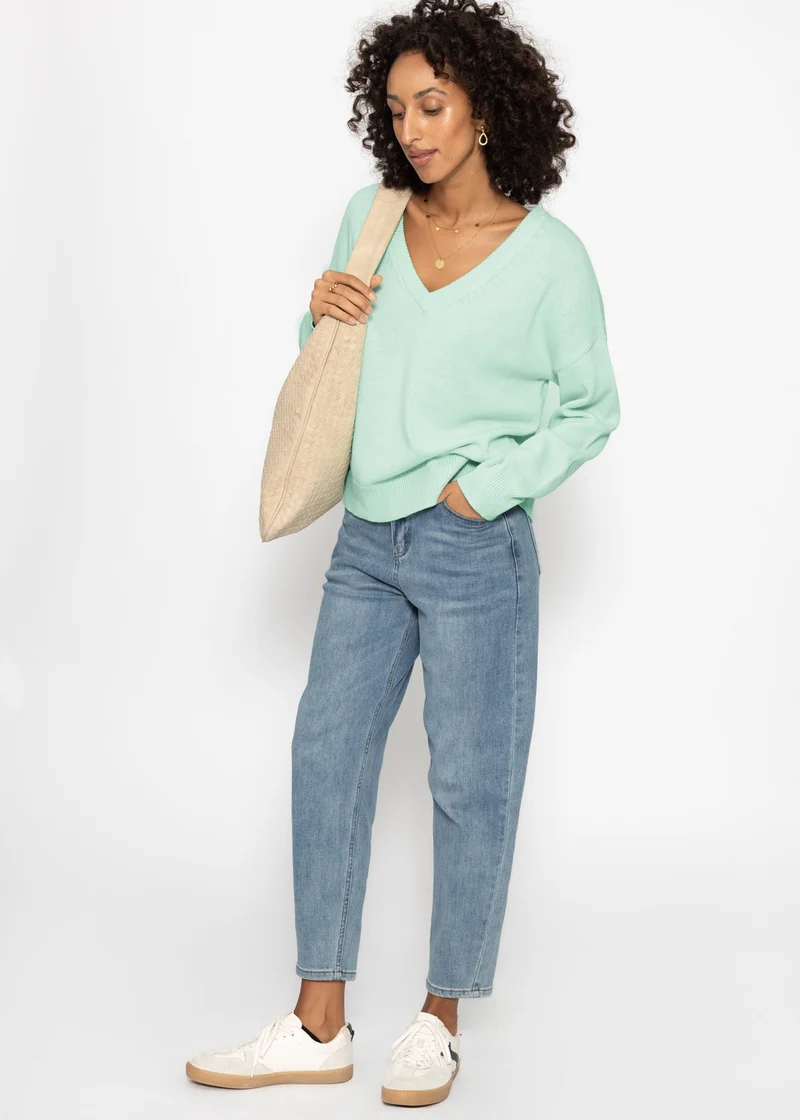 Oversize Baumwoll-Pullover mit tiefem V-Ausschnitt - mint