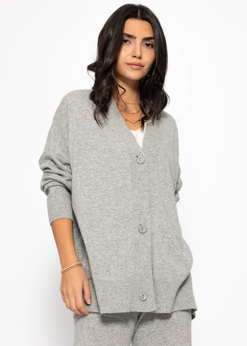 Oversized Cardigan mit V-Ausschnitt und Kaschmiranteil - grau