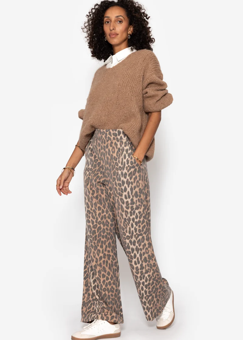 Oversize Pullover mit V-Ausschnitt - hellbraun