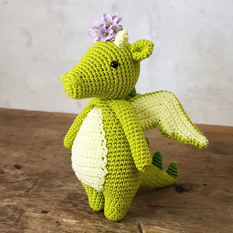 Amigurumi Drache Doris (Hardicraft Häkelset)