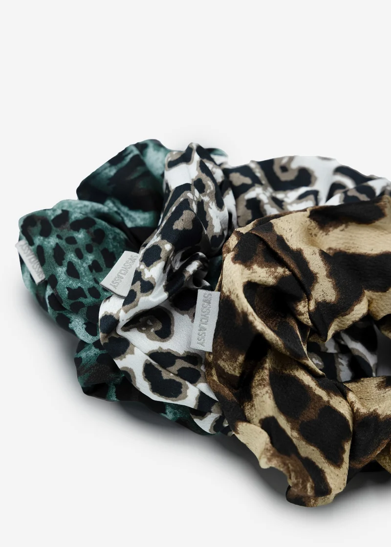 3er Set Scrunchies in Leo Print - offwhite-grün-beige