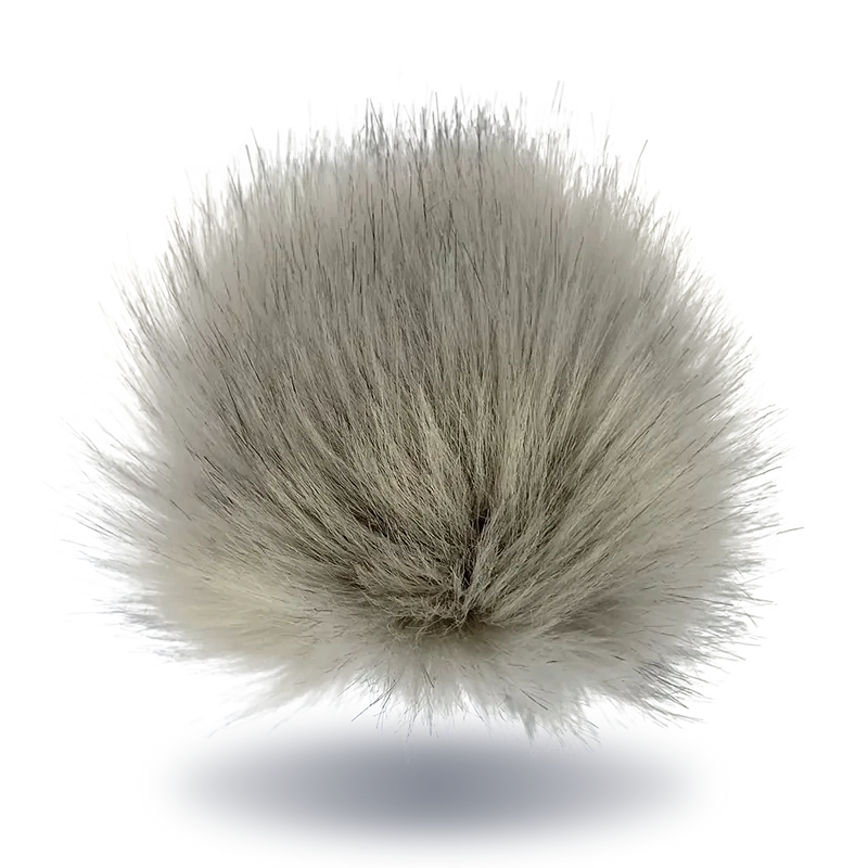 Bommel mit Faden Ø 15 bis 17 cm