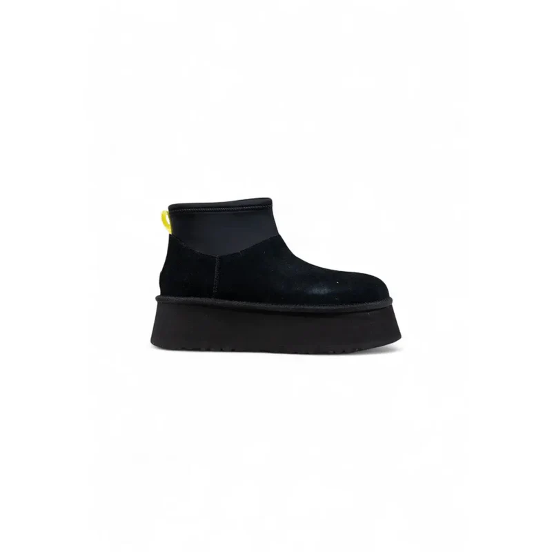Brauner Plateaustiefel UGG