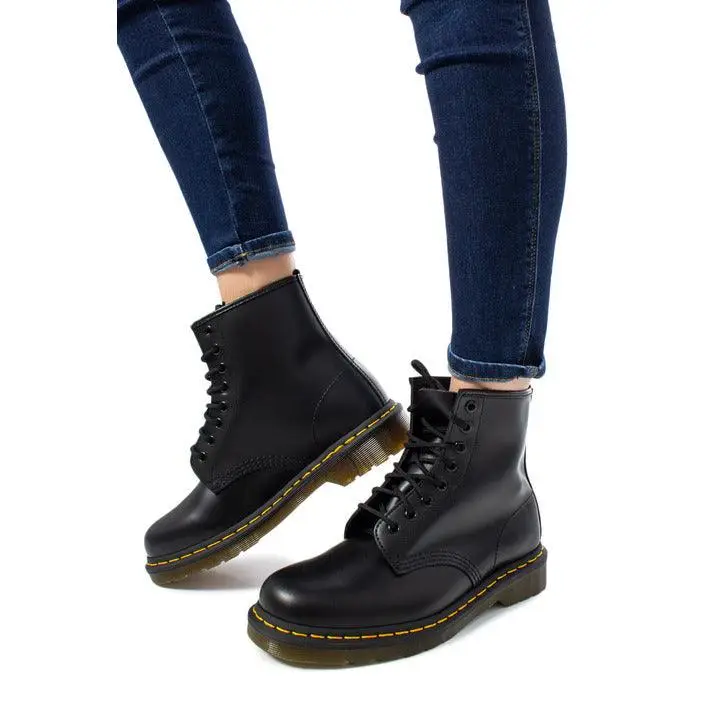 Dr. Martens Damen Schnürstiefel aus weißem Leder