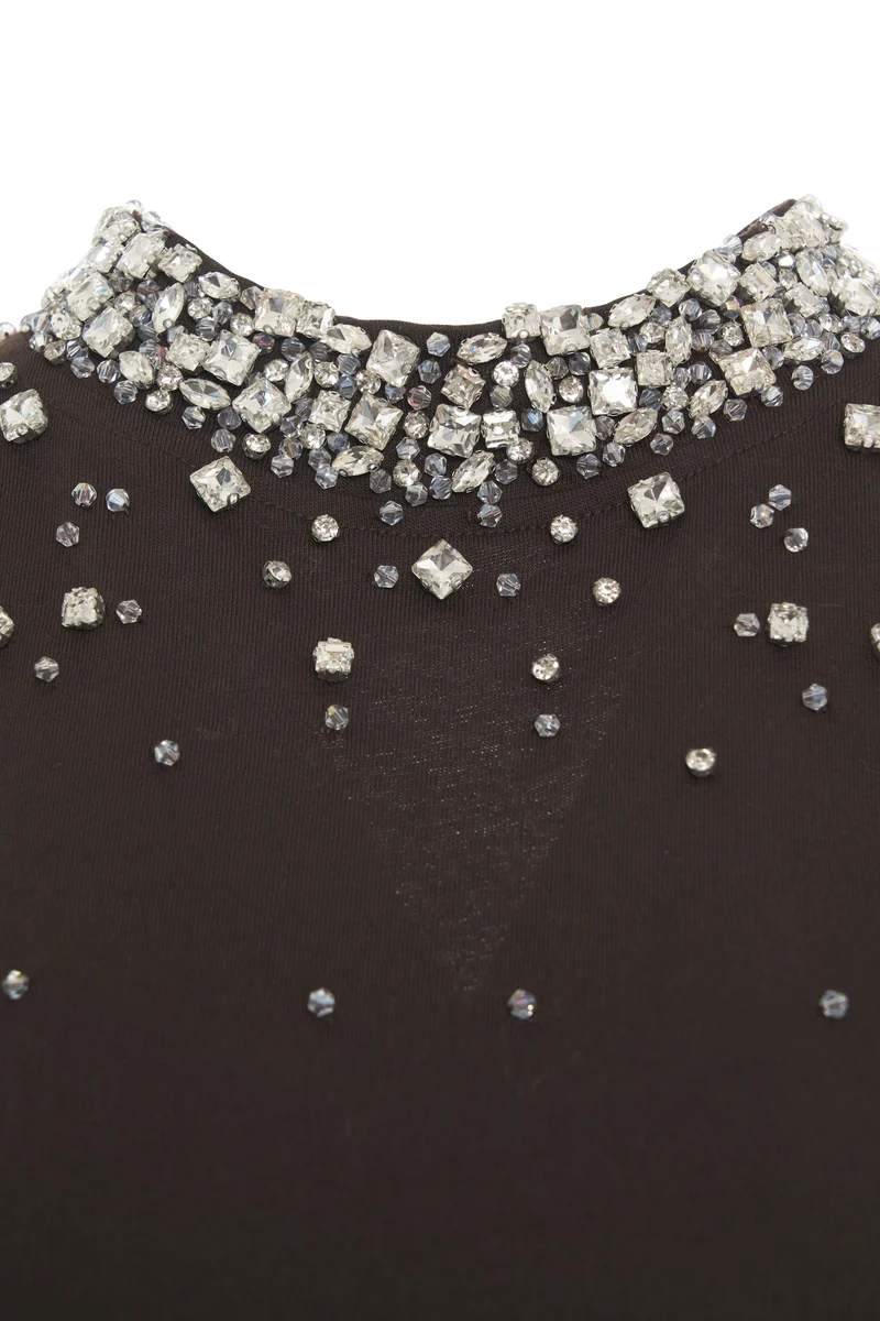 Top con applicazione di strass