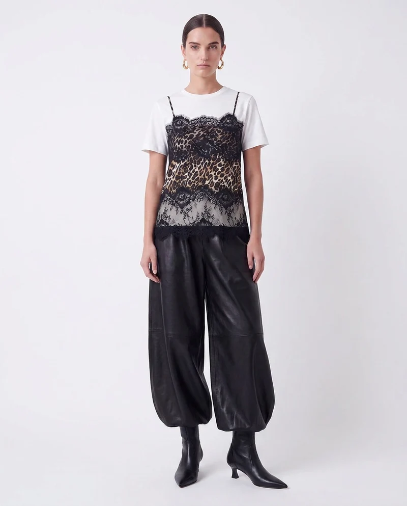 Top 'Linnea'