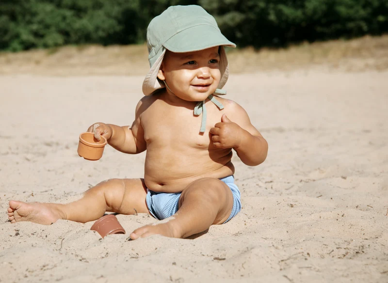 CLOBY - Reversible sun hat UPF 50+ Olive Green Sandy Beach