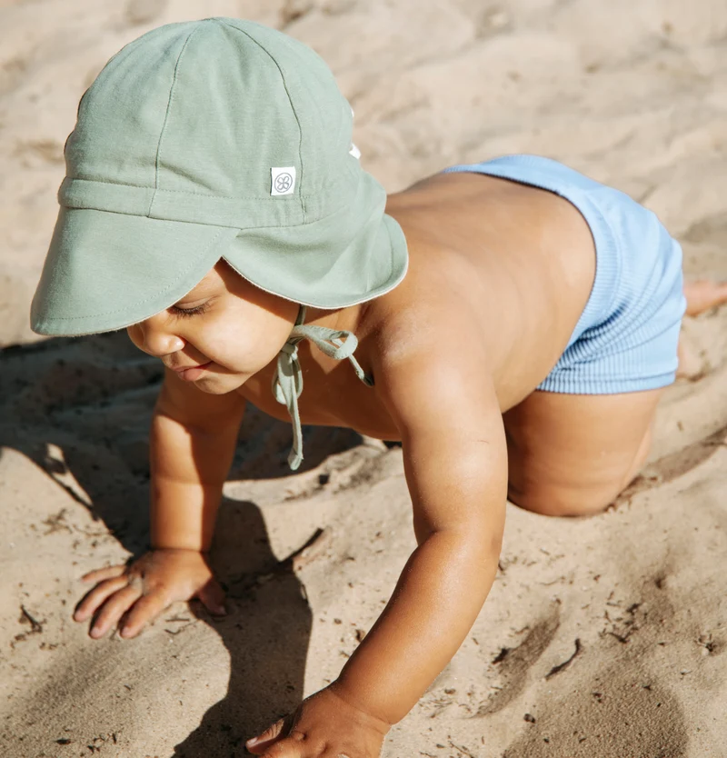 CLOBY - Reversible sun hat UPF 50+ Olive Green Sandy Beach