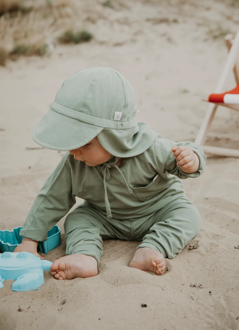 CLOBY - Reversible sun hat UPF 50+ Olive Green Sandy Beach