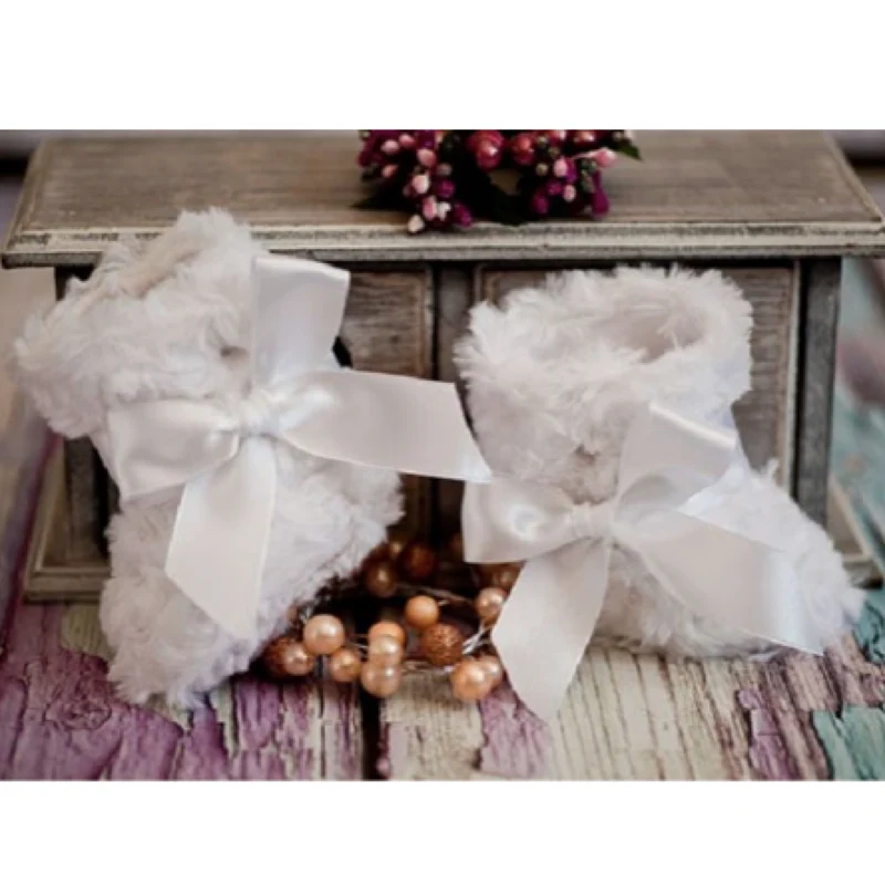 Cuddly christening shoes Belinda in white