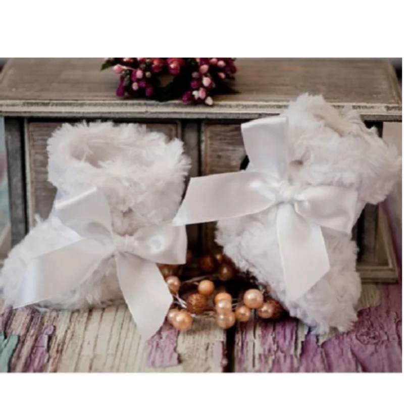 Cuddly christening shoes Belinda in white