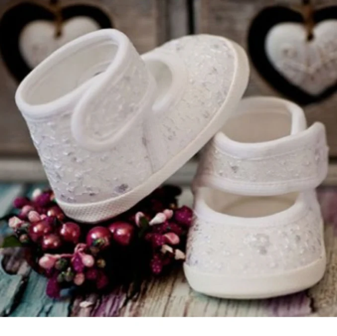 Christening shoes with lace Timea white