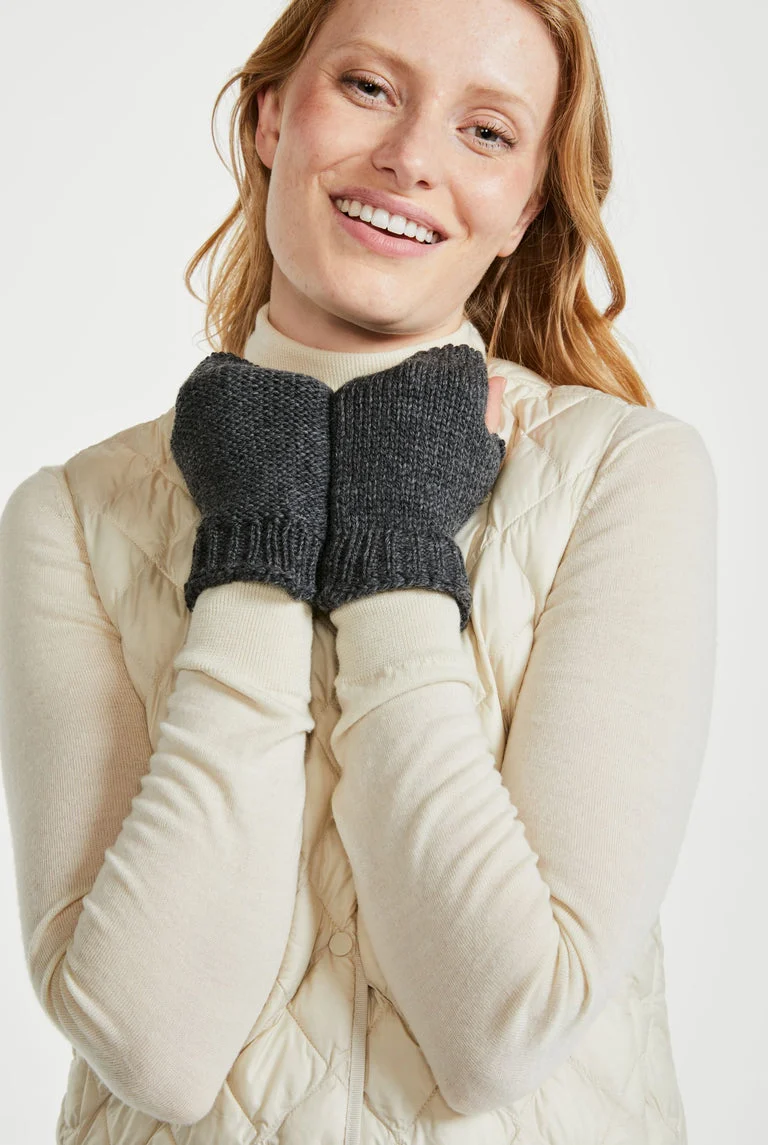 Kilmeena Aran Fingerless Mittens - Grey