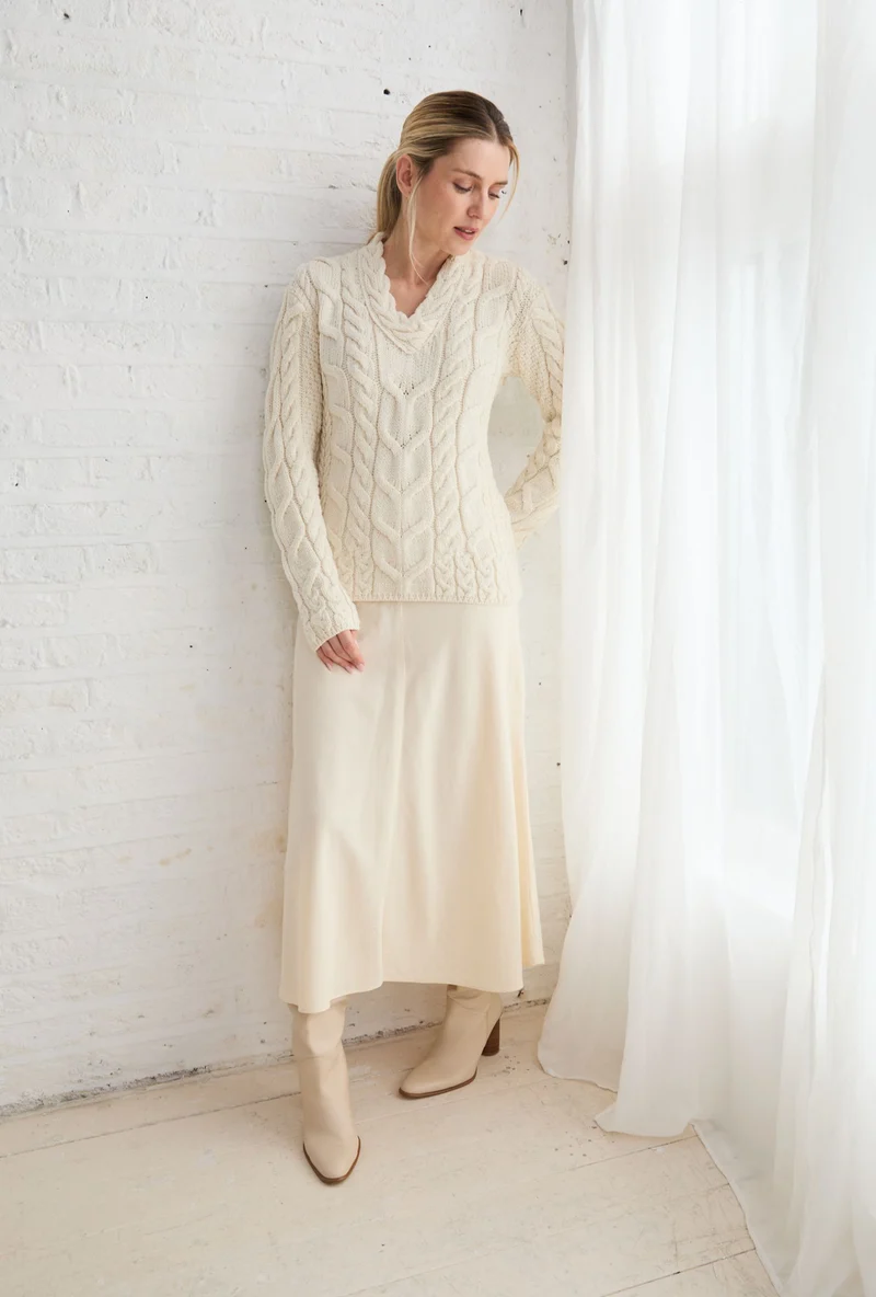 Tralee Ladies V-Neck Supersoft Merino Sweater - Cream