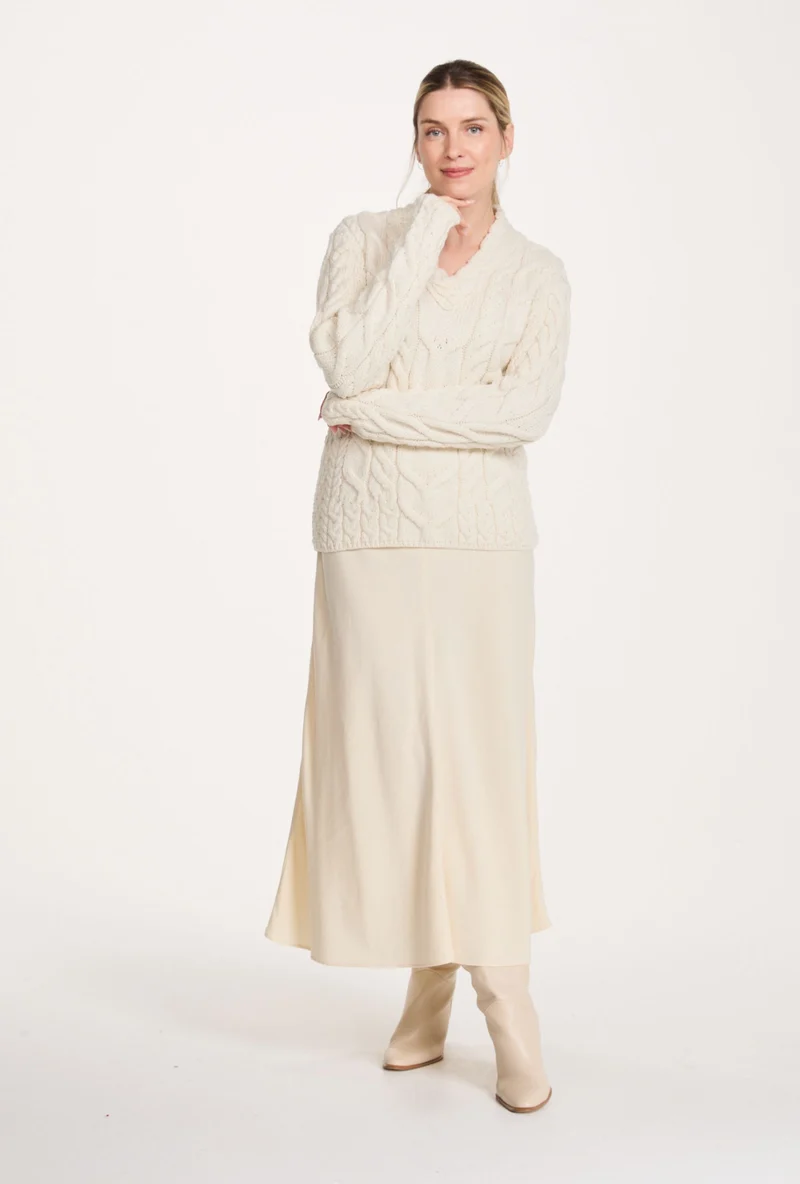 Tralee Ladies V-Neck Supersoft Merino Sweater - Cream