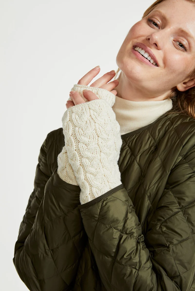 Rosmore Aran Fingerless Mittens - Cream