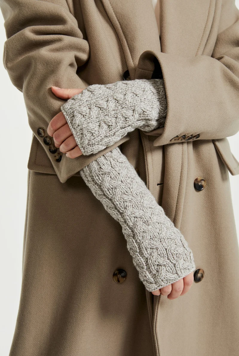 Rosmore Aran Fingerless Mittens - Oat