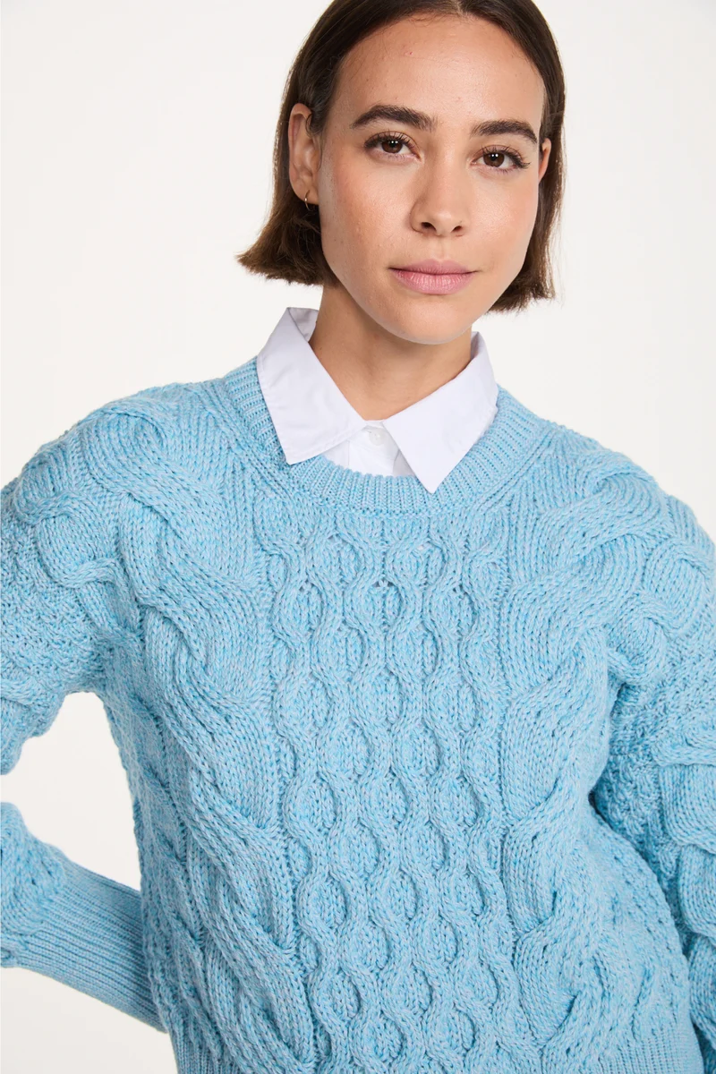 Isla Supersoft Merino Crop Cable Sweater-Sky Blue
