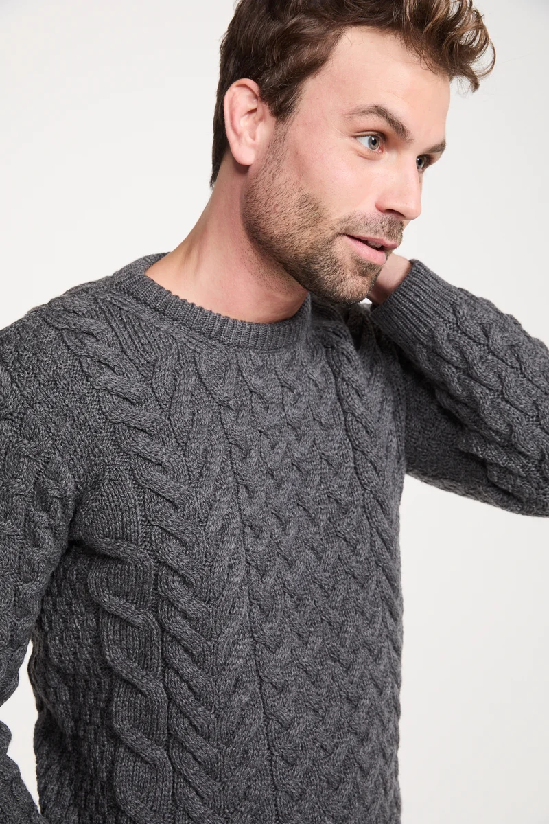 Omey Mens Aran Crew Neck Sweater - Charcoal
