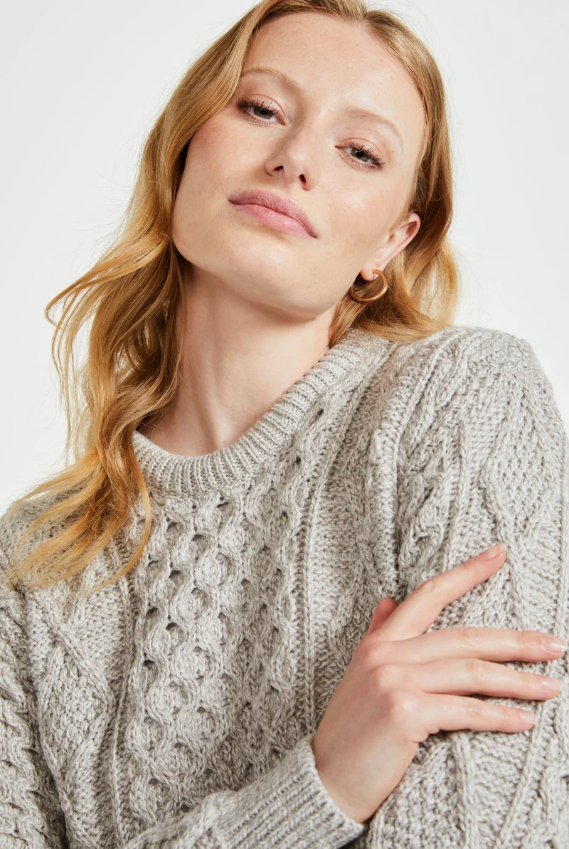 Éireann Ladies Traditional Aran Supersoft Merino Sweater - Oat