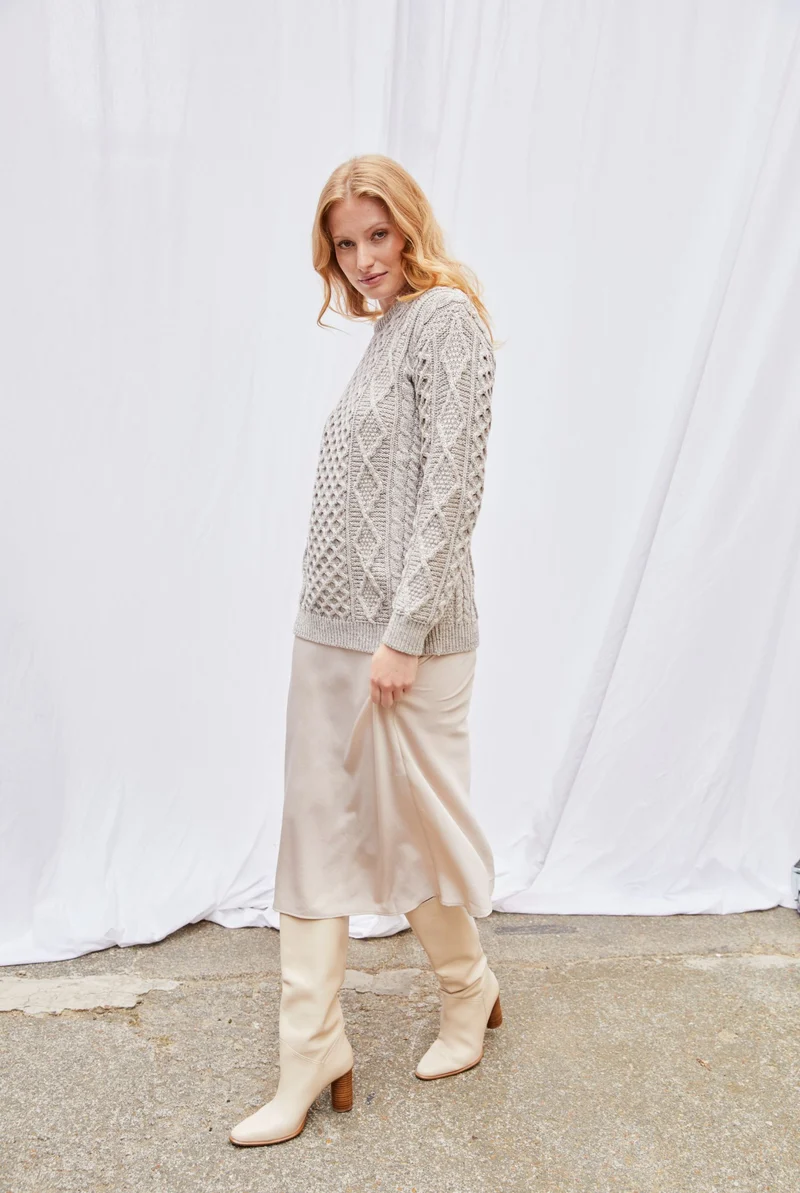 Éireann Ladies Traditional Aran Supersoft Merino Sweater - Oat