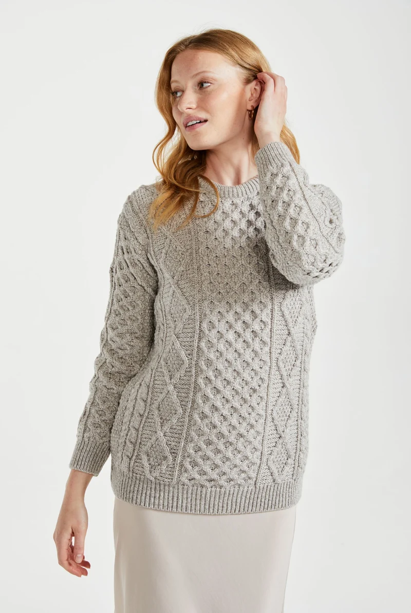 Éireann Ladies Traditional Aran Supersoft Merino Sweater - Oat