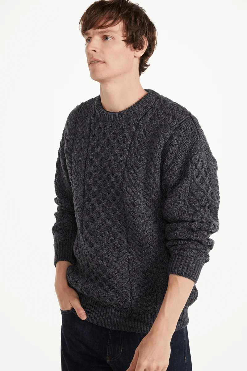 Inisheer Traditional Mens Merino Aran Sweater - Charcoal